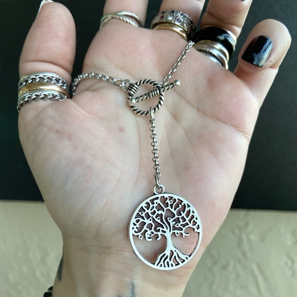 Y shape lariat necklace twisted cable round toggle clasp & tree if life charm - Picture 2 of 10